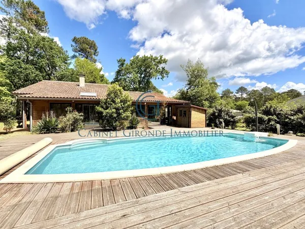LANGON MAISON 5 CHAMBRES GARAGE PISCINE JARDIN BOISE 1HA