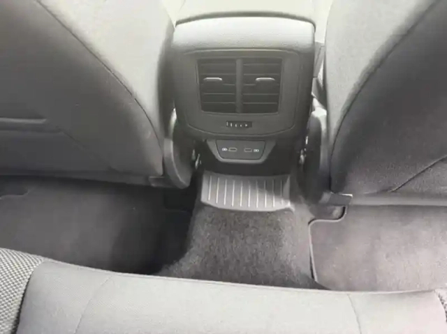 Volkswagen T-Roc 1.0 tsi 110ch life — photo 13