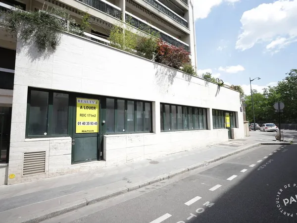 Local professionnel 170 m²
