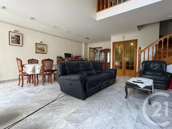 Maison 6 pièces 148 m²