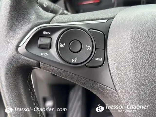 Opel Crossland 1.2 turbo 130 ch bva6 gs line — photo 19