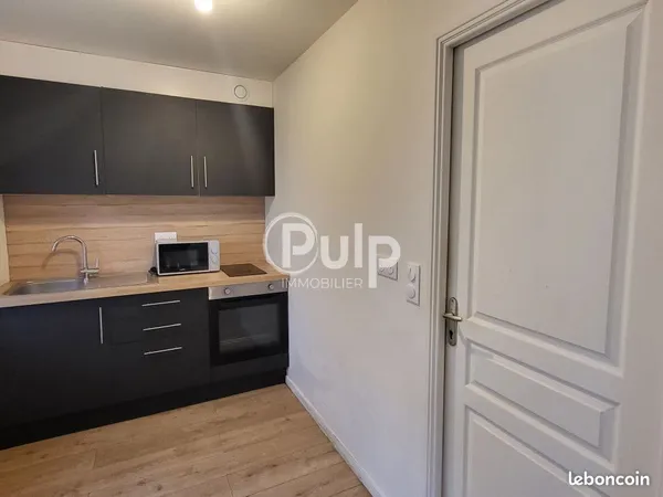 Studio 1 pièce 28 m²