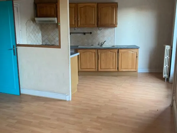 A vendre maison centre bourg