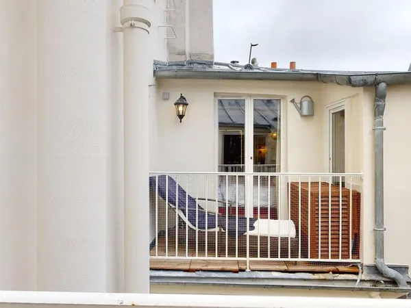 Appartement 7 pièces 126 m²