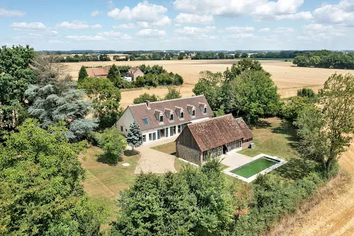 Propriété 6 pièces 210 m²