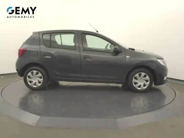 Dacia Sandero sce 75 — photo 4