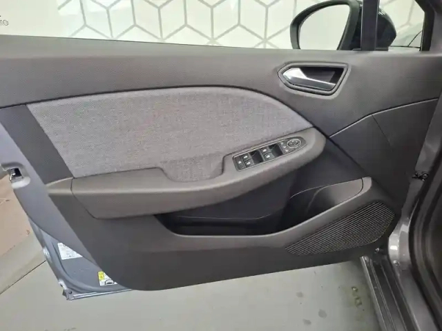 Renault Clio e-tech full hybrid 145 ch gsr2 — photo 33