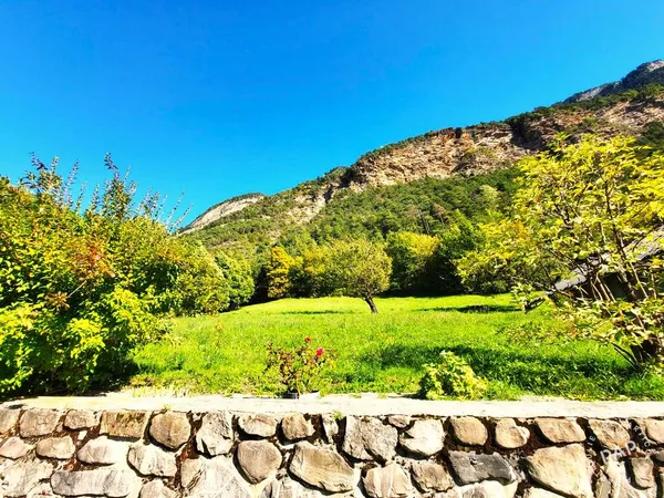 Terrain 1152 m²