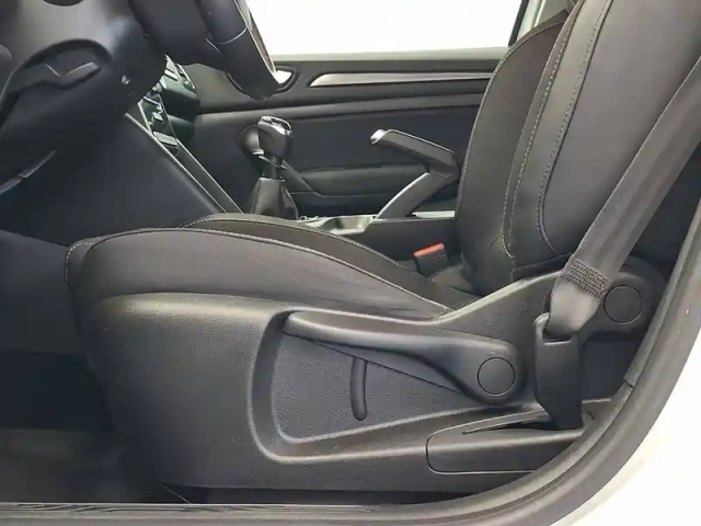 Renault Megane mégane iv berline blue dci 115 - 21n — photo 29