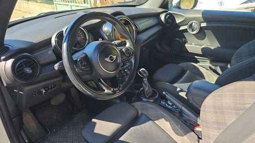 Mini Mini Cabriolet 1.5 Cooper 136 BVA7 - Finition Chili – 2016 – 49557 km – Essence – Boîte Automatique — photo 15