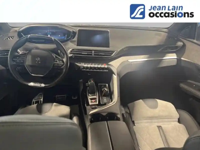 Peugeot 3008 hybrid4 300 e-eat8 — photo 18