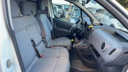 Citroen Berlingo VU 1.6 BlueHDi 100 - Confort – 2016 – 161082 km – Diesel – Boîte Manuelle — photo 11
