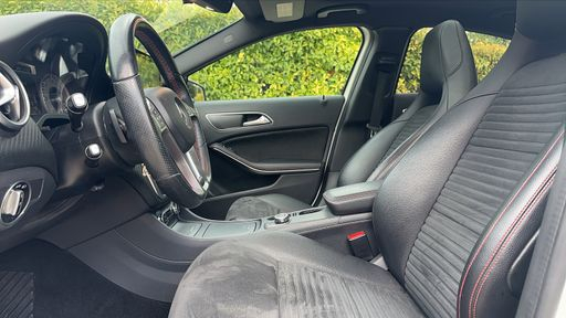 Mercedes Classe A 220 CDI 170 7G-Tronic - Fascination – 2013 – 161900 km – Diesel – Boîte Automatique — photo 21