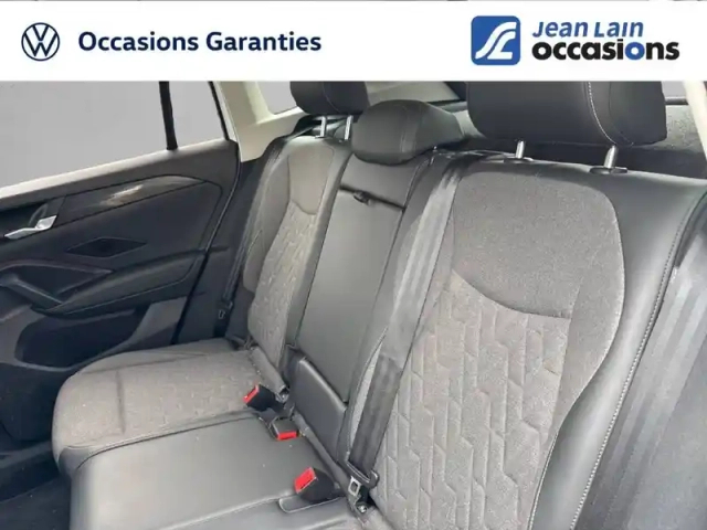 Volkswagen Tiguan 1.5 etsi 130ch dsg7 — photo 6