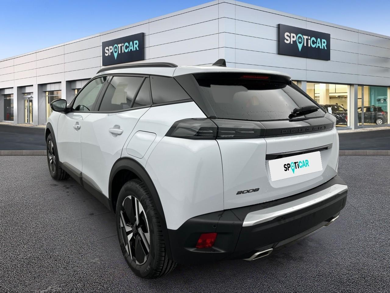 Peugeot 2008 puretech 130 s&s eat8 allure — photo 7