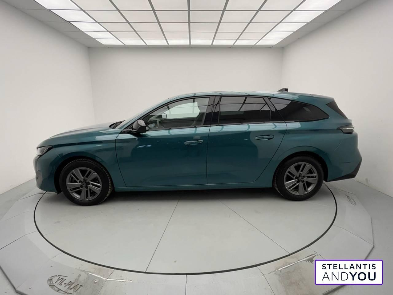 Peugeot 308 sw bluehdi 130ch s&s eat8 allure — photo 2