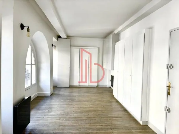 Local professionnel 52 m²