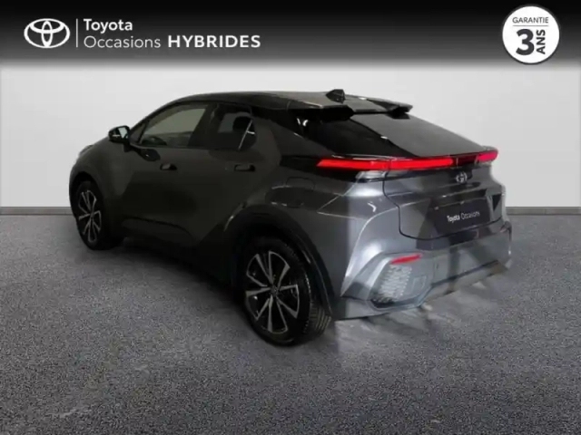 Toyota C-Hr 2.0 hybride rechargeable 225ch design my25 — photo 2
