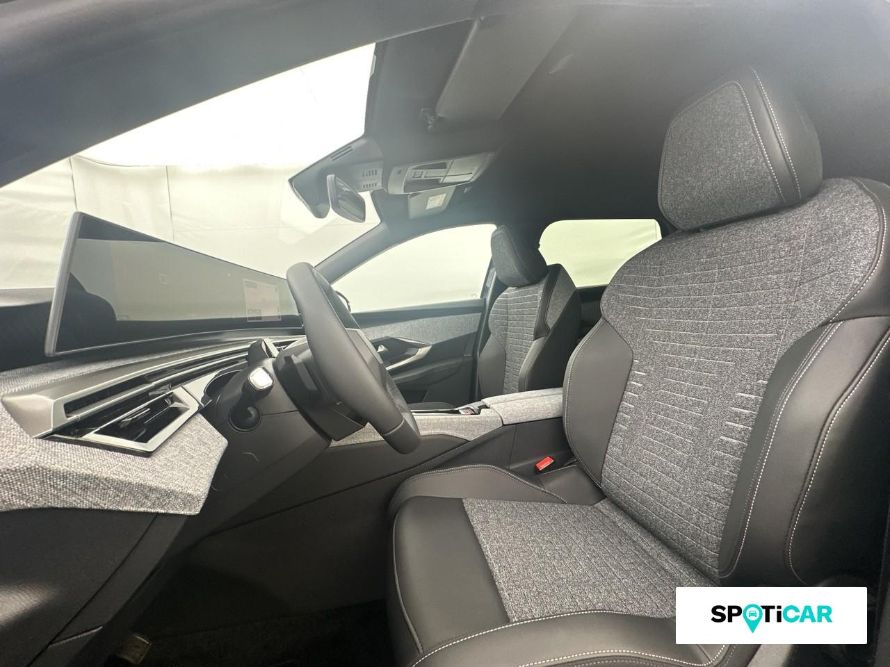 Peugeot 5008 hybrid 145ch allure e-dcs6 — photo 9