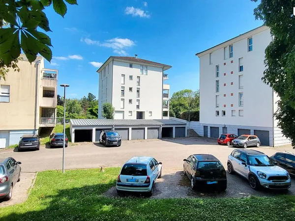 Appartement 4 pièces 77 m²