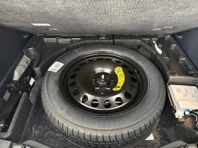 Ford Kuga 2.5 duratec 243ch hybride rechargeable st-line x powershift — photo 25