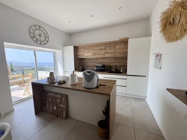 Maison 5 pièces 102 m²