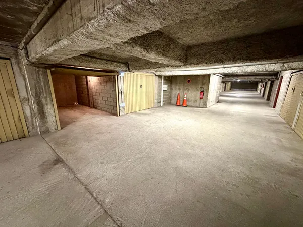 Stationnement Location Clermont-Ferrand   100€