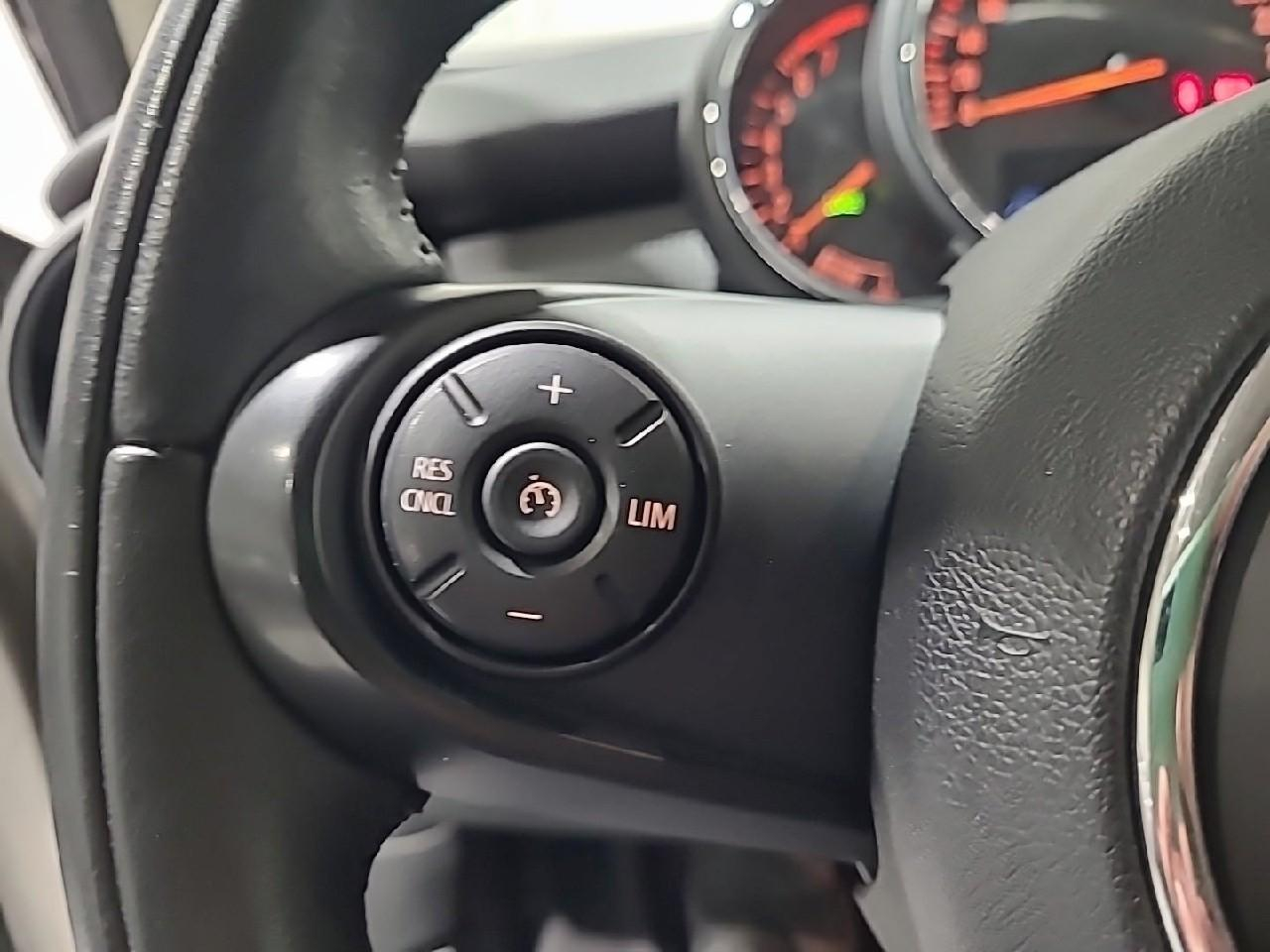 Mini One mini hatch 5 portes cooper 136 ch — photo 20