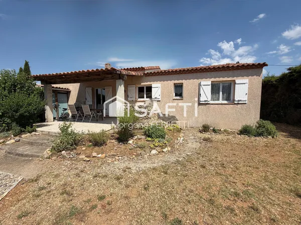 MAISON DE PLAIN-PIED 97 M² AVEC PISCINE ET GARAGE SUR TERRAIN DE 963 M²