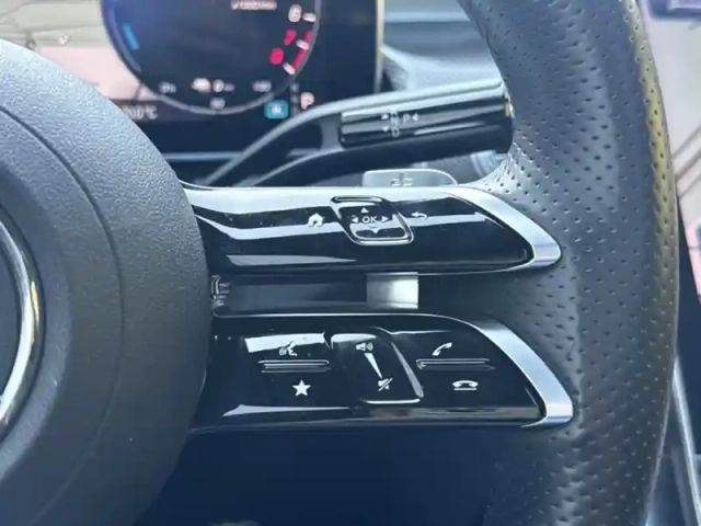 Mercedes Glc 300 e  hybrid eq 4matic am — photo 16