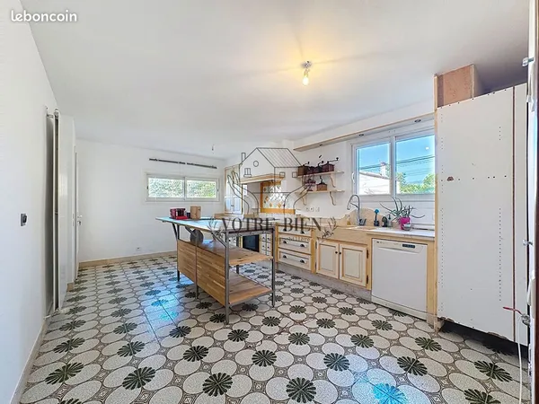 Maison 7 pièces 185 m²