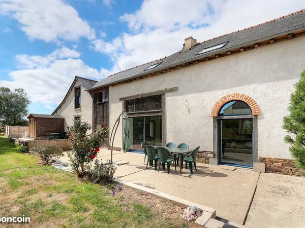 Propriété 8 pièces 220 m²