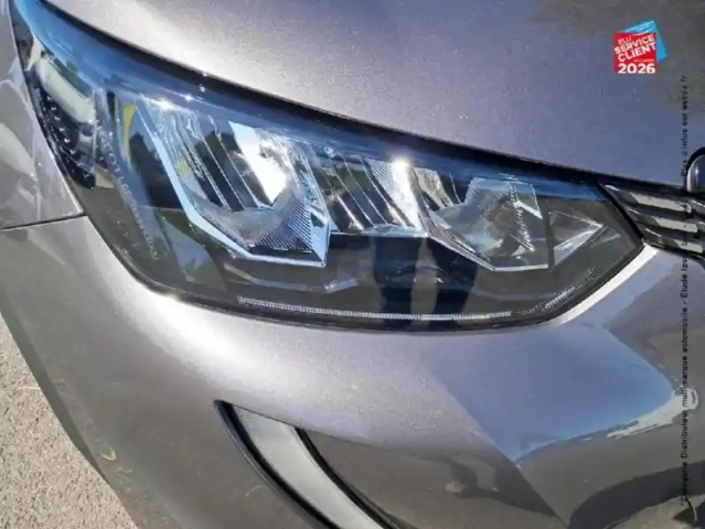 Peugeot 2008 1.2 puretech 130ch s&amp;s roadtrip eat8 — photo 13