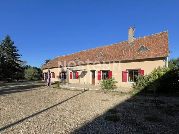 Longère à vendre à Gracay - 3 chambres, piscine, grand terrain