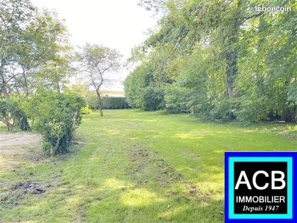 Terrain 693 m² Berthecourt