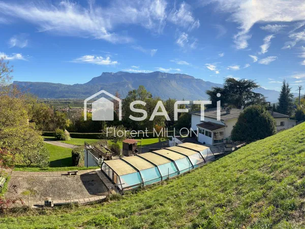 Spacieuse maison, vue montagnes, proche centre