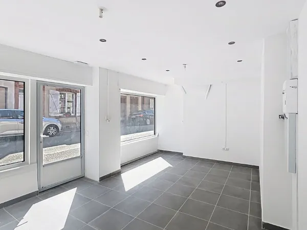 Local commercial 1 pièce 23 m²