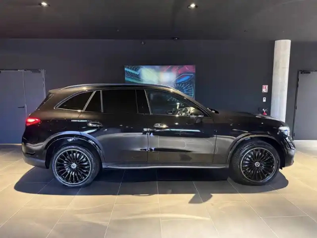 Mercedes Glc 300 e hybrid eq 4matic — photo 18