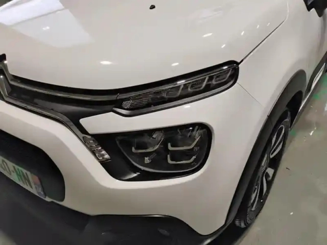 Citroën C3 puretech 83 s&amp;s bvm5 shine — photo 14