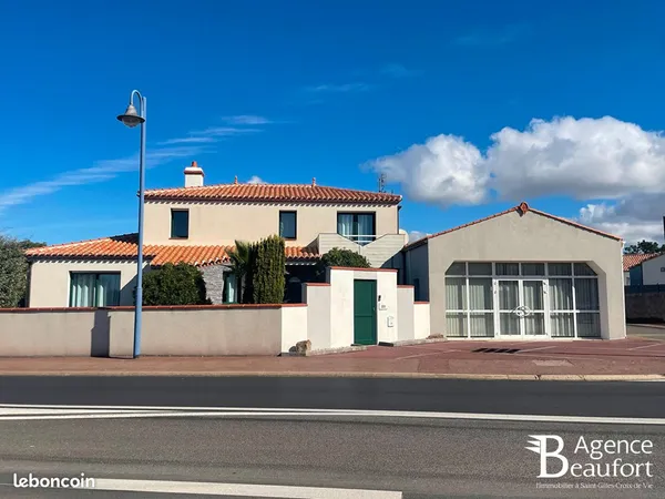 Maison 8 pièces 190 m²