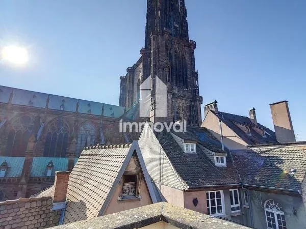CATHEDRALE, 4 pièces, 90 M² SOL, TERRASSE