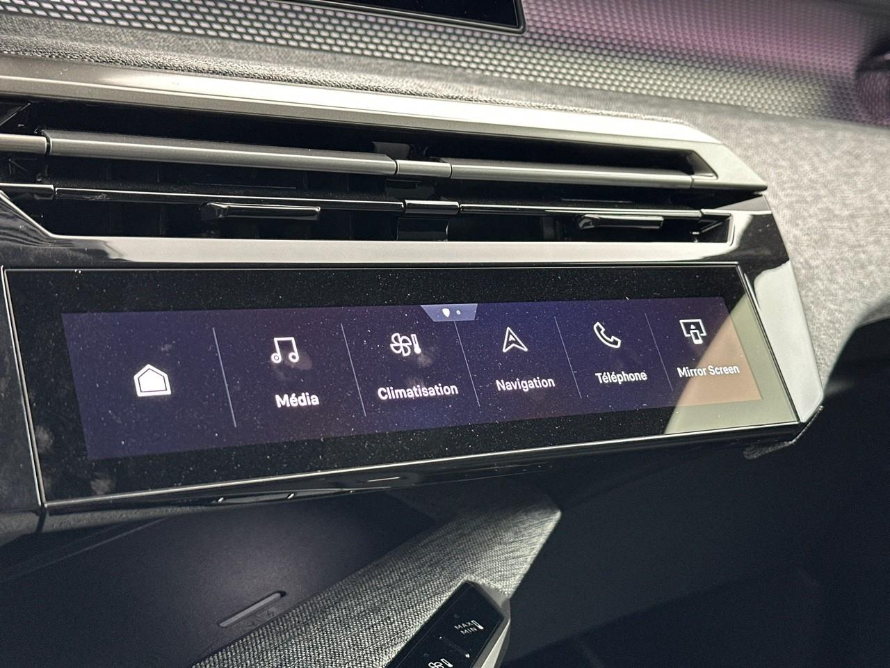 Peugeot 3008 hybrid 145 e-dcs6 gt — photo 27