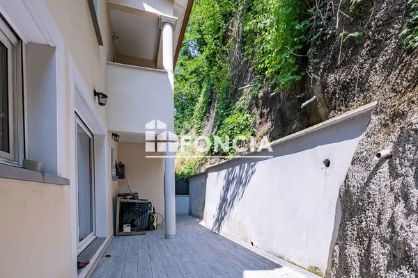 Maison 5 pièces 170 m²