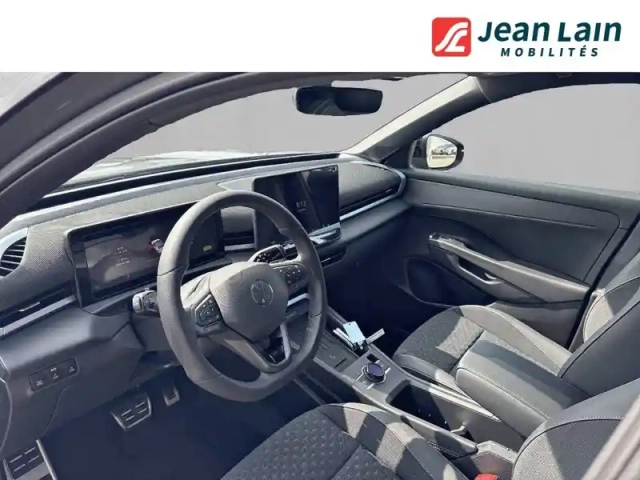 Volkswagen T-Roc 1.5 etsi evo2 hybrid 150 ch dsg7 — photo 11