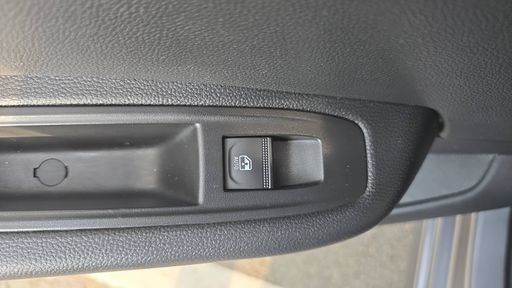 Renault Clio 1.5 Blue dCi 100 - Evolution – 2023 – 35168 km – Diesel – Boîte Manuelle — photo 12