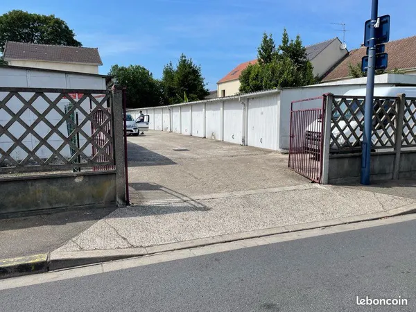 Parking box fermé