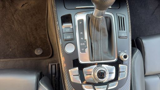 Audi RS5 4.2 FSI 450 Quattro S-Tronic 7 - RS – 2015 – 118144 km – Essence – Boîte Automatique — photo 6