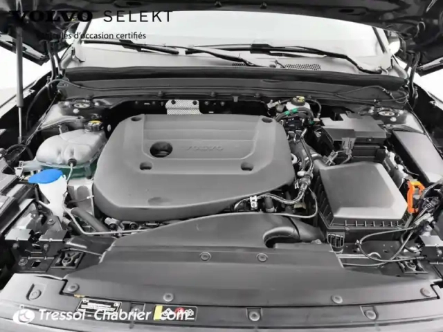 Volvo Xc40 b3 163 ch dct7 ultra — photo 7