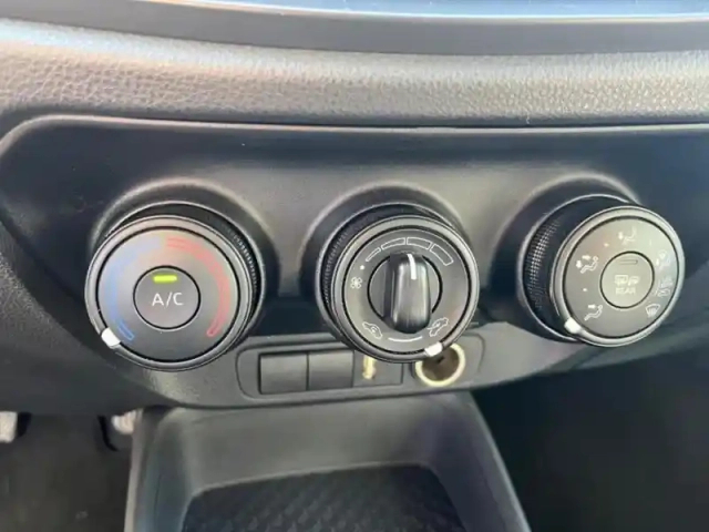 Toyota Aygo X 1.0 vvt-i 72ch active business my23 — photo 12