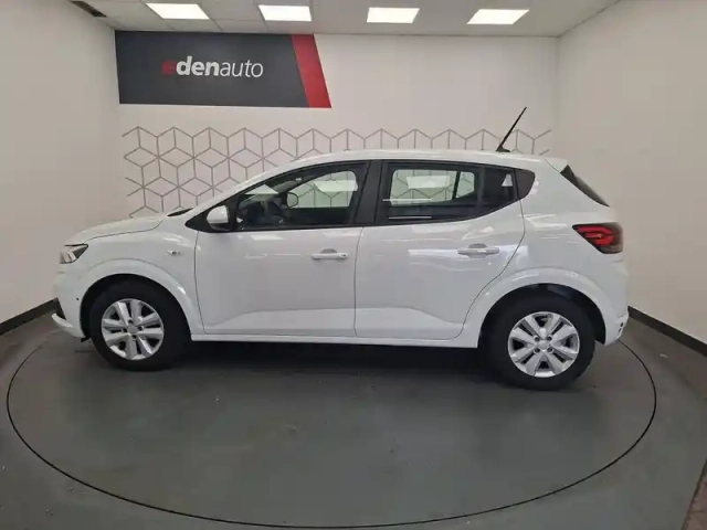 Dacia Sandero eco-g 100 — photo 5